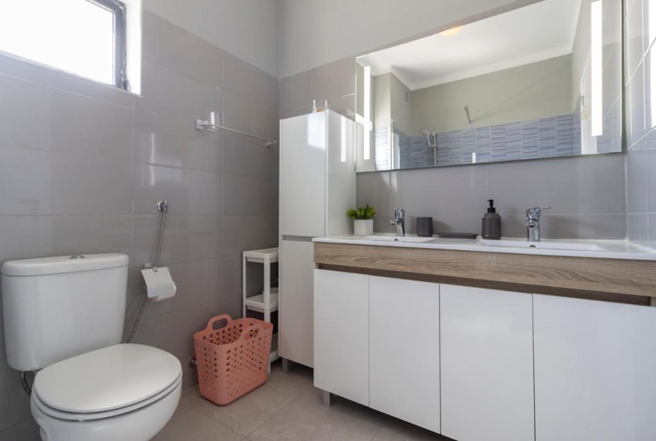 Carvoeiro Beach Apartment Luaran gambar